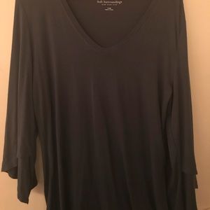 **Make Offers!**Soft Surrounding 3/4 Length Shirt